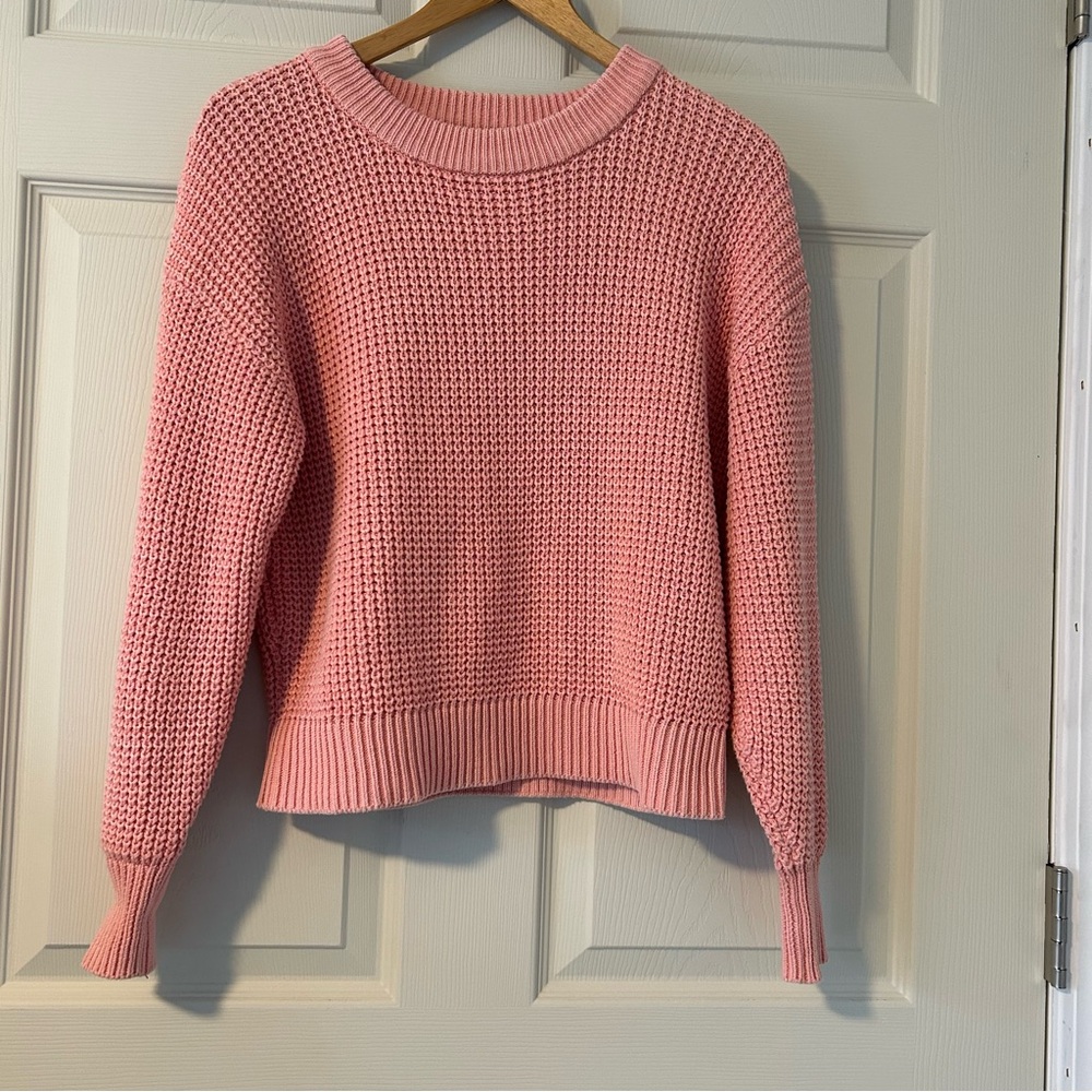 Old Navy knit sweater size XS in pink/coral